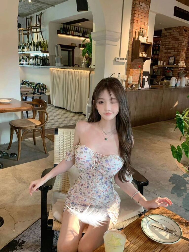 玩不够的大长腿菲菲-风悦楼