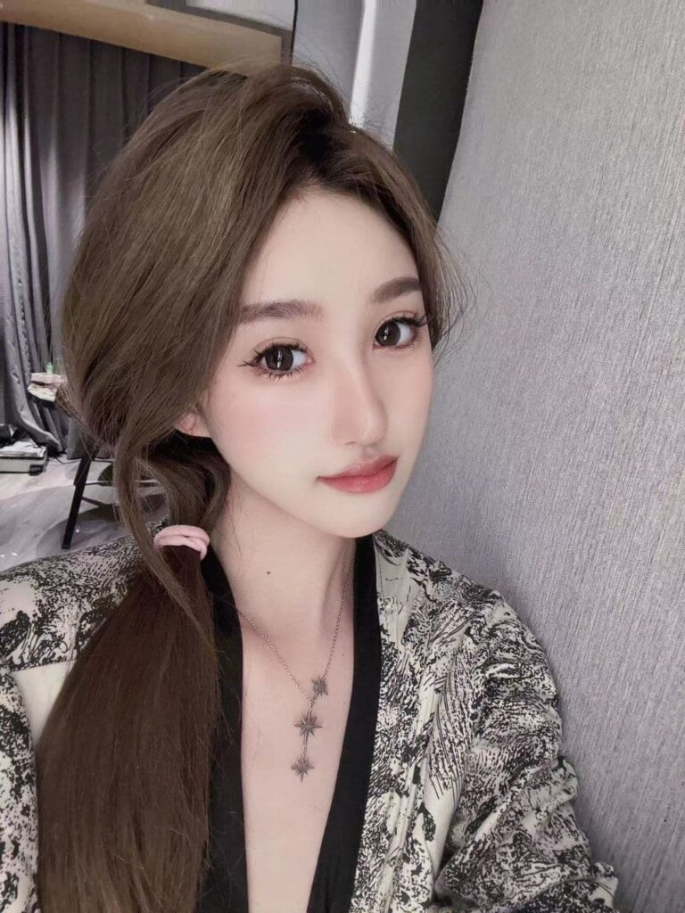 宝山高颜值小骚啪起来哇哇叫-风悦楼