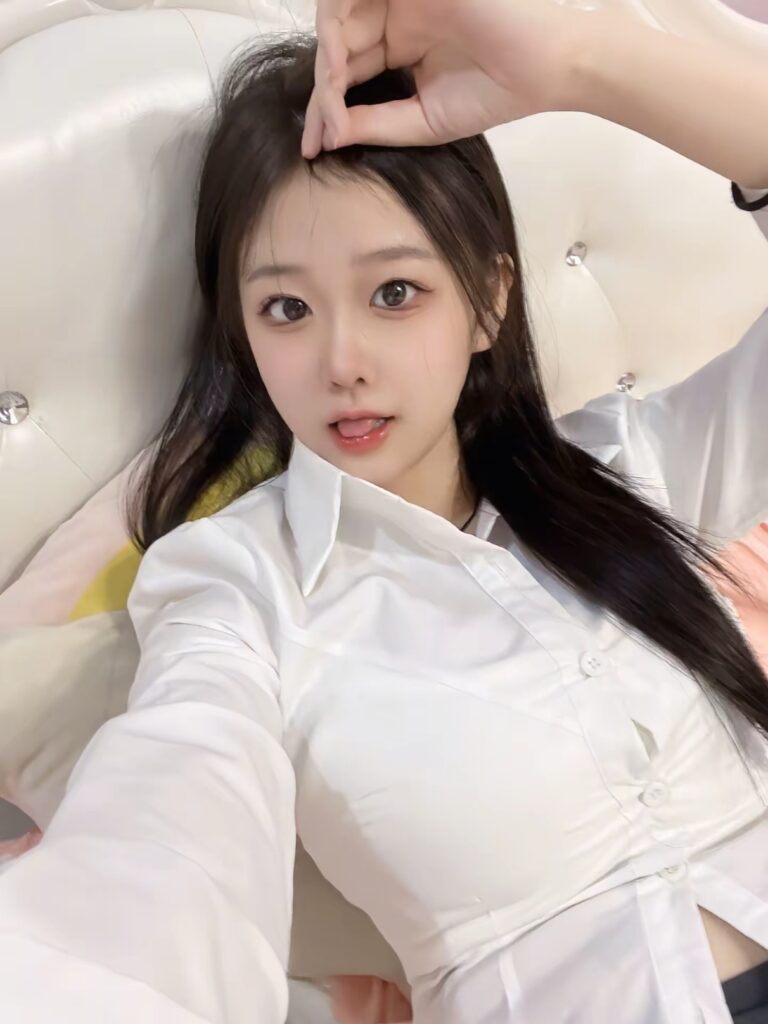 【杭州嫖妹】清纯大胸妹妹她的逼逼一线天户型-风悦楼