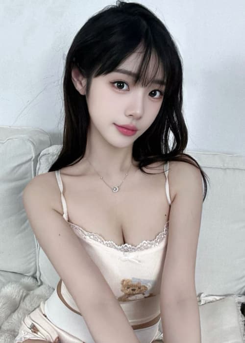 上海一拍妹子屁股她就知道换要姿势-风悦楼