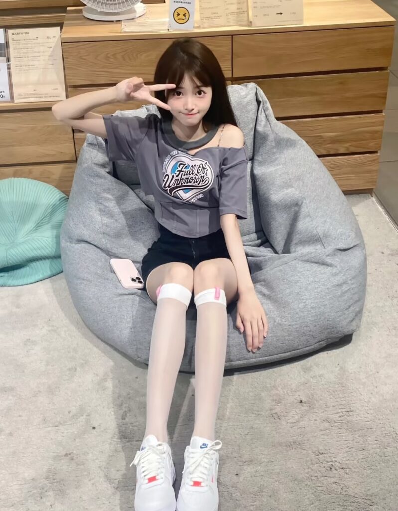 【珠海市】鲜嫩的刚出炉的学生妹，色情温柔口活好-风悦楼