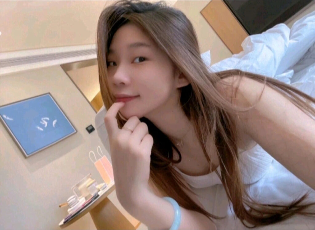 b06fffd61fda2f5ba04eef198b0f681e