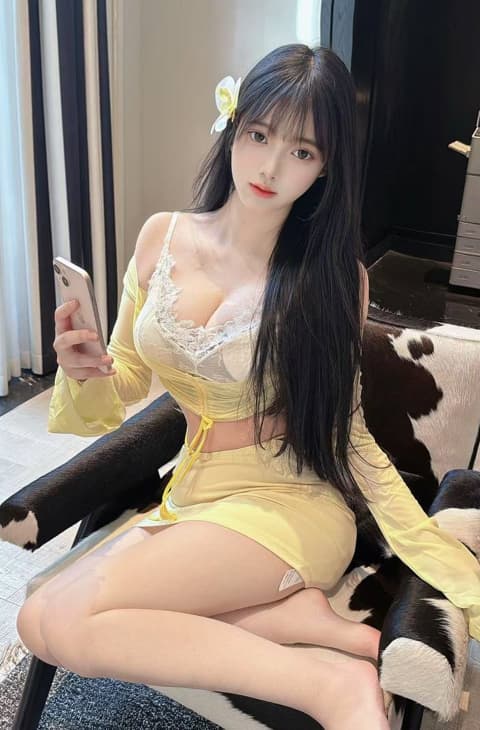 烟台高颜值妹子可舌吻姿势多多-风悦楼