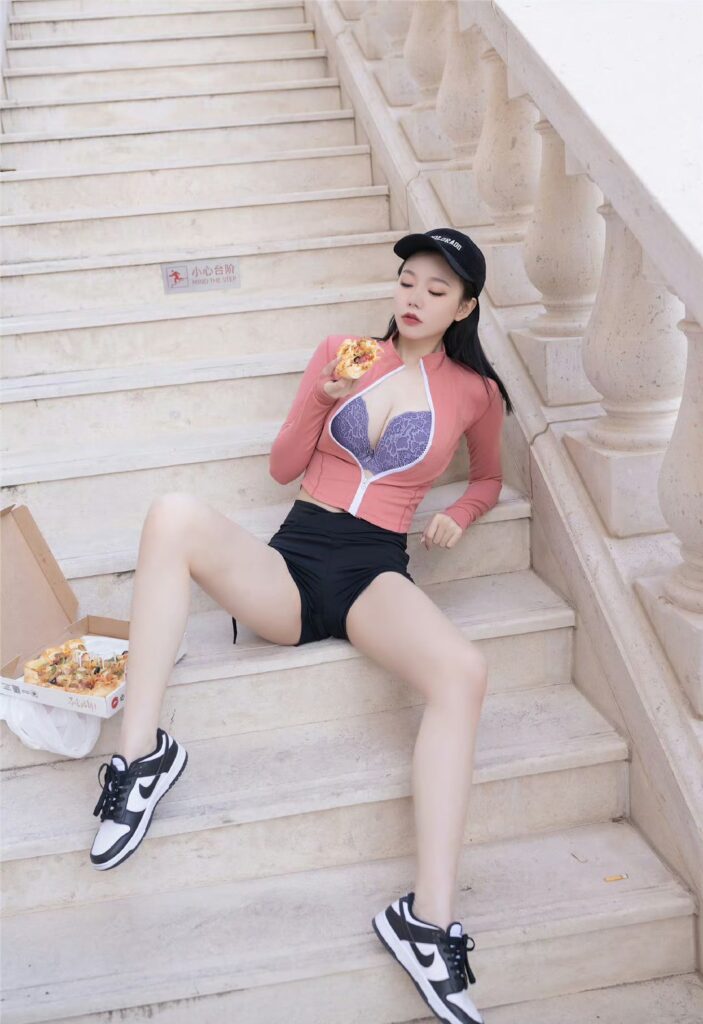 [南昌市]喜欢健身的小迷妹 最后还是下海了  被日的时候声音特别大-风悦楼