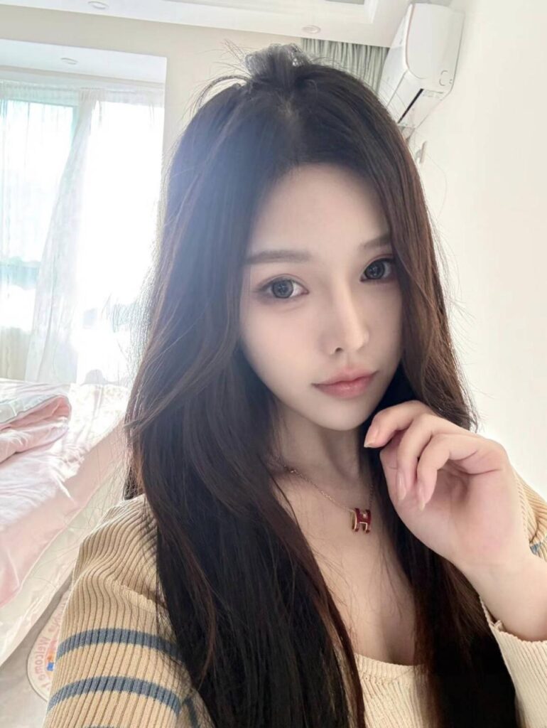 成都市锦江区翘翘大屁股-风悦楼