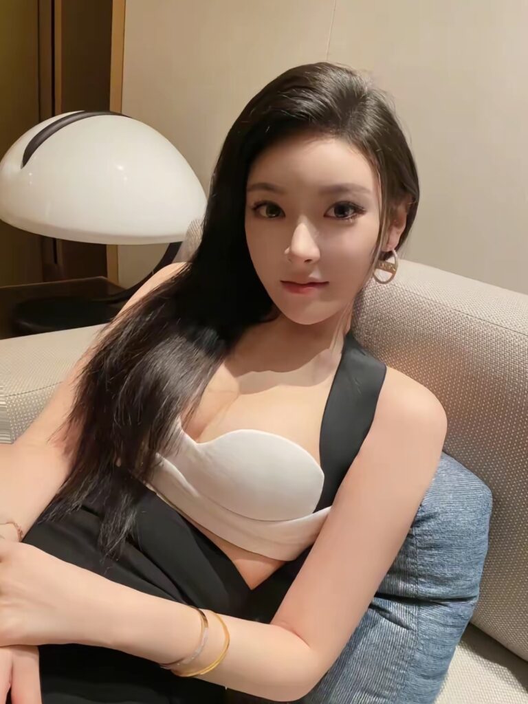 天津小凤姐全裸陪浴摇耐桩嘎嘎猛-风悦楼