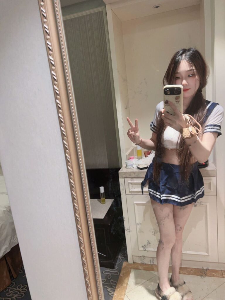 【厦门】小骚逼22岁嫩妹妹-风悦楼