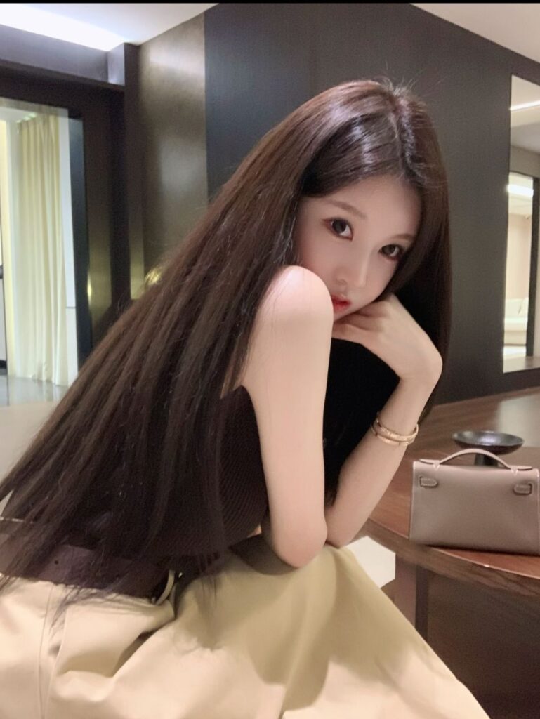 成都市双流区打桩还在读书的骚尤物-风悦楼