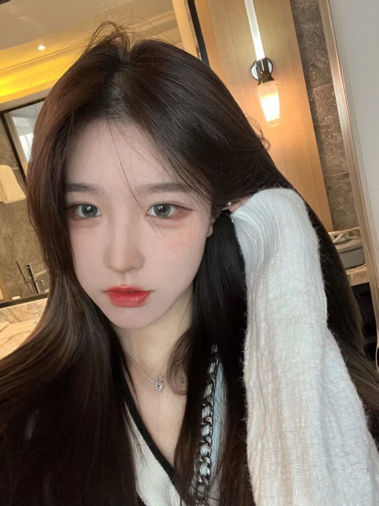 御姐范懂事乖巧，皮肤雪白甜美女孩-风悦楼