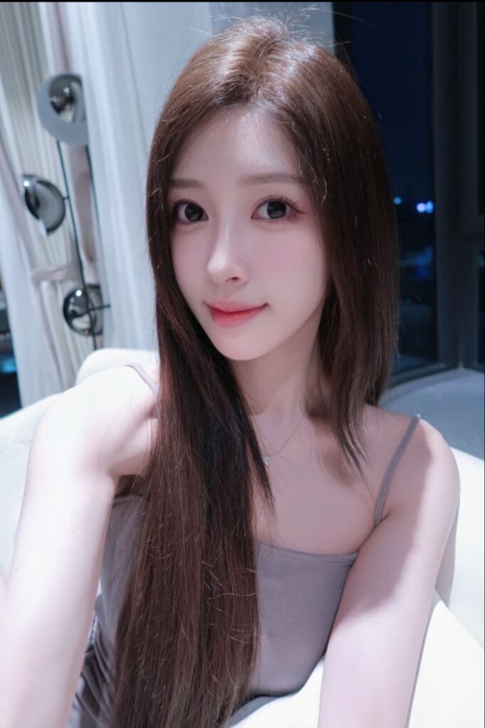 赤峰市红山区南方的性感风骚妹妹-风悦楼