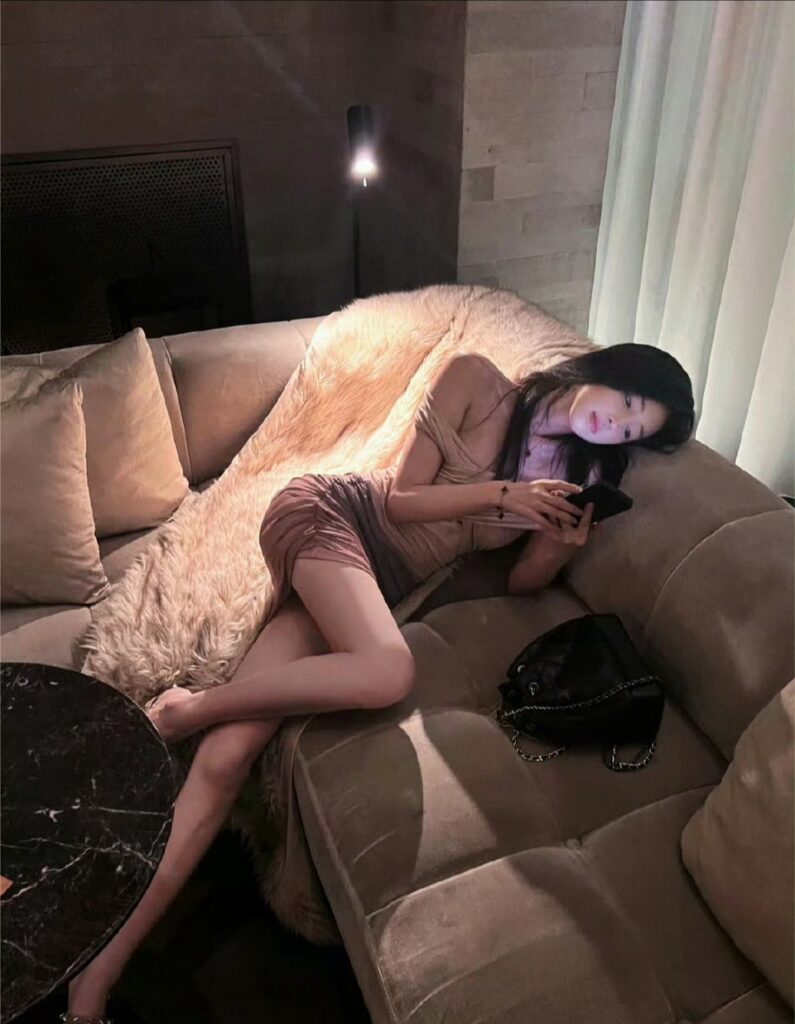 合肥市-学生妹，颜值在线，身材火辣，寂寞想被爱，随时可约-风悦楼