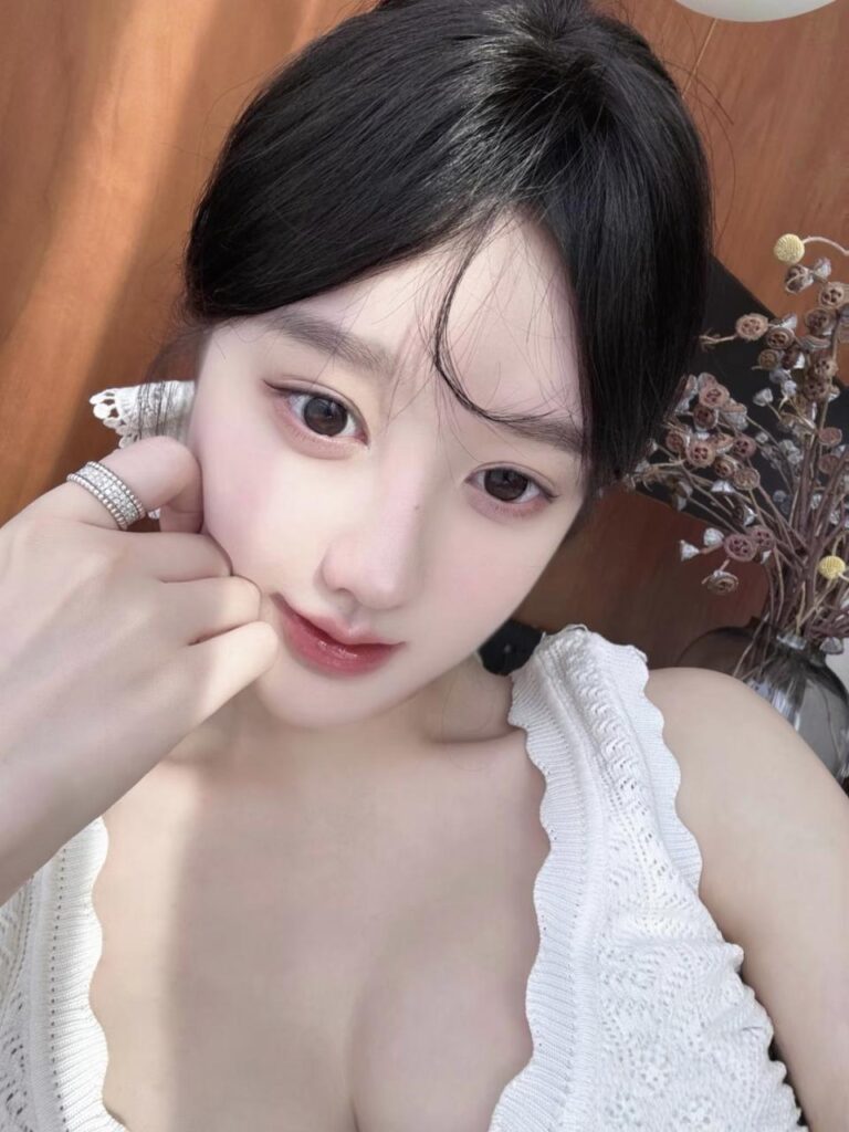 朝阳大奶服务系很骚很性感-风悦楼