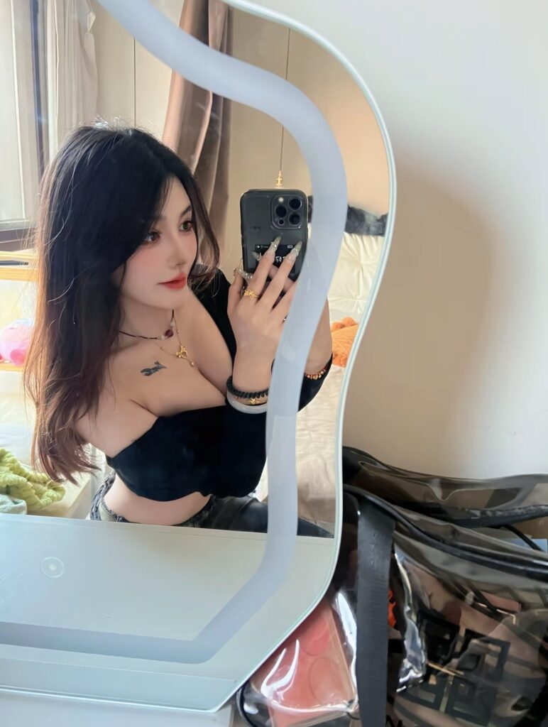 【昆明】官渡大奶骚货9张全套尽情输入-风悦楼