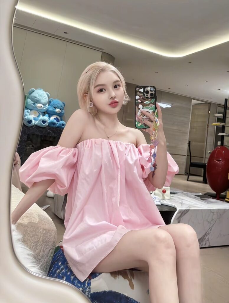 【佛山】清纯小仙女极品粉鲍-风悦楼