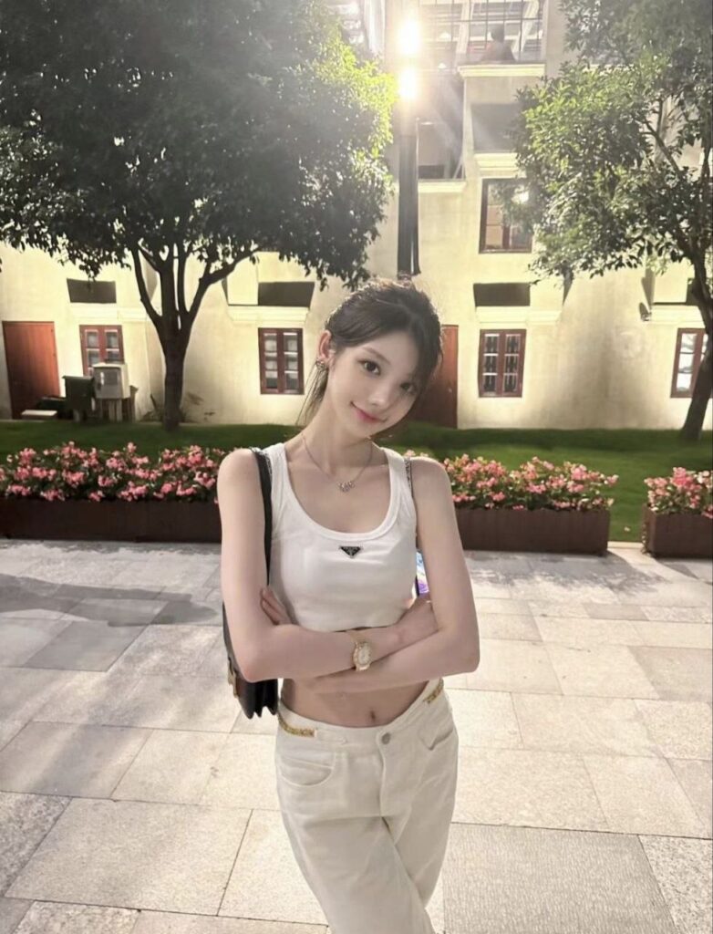 温柔御姐佛系兼职🐝轻奢款-风悦楼