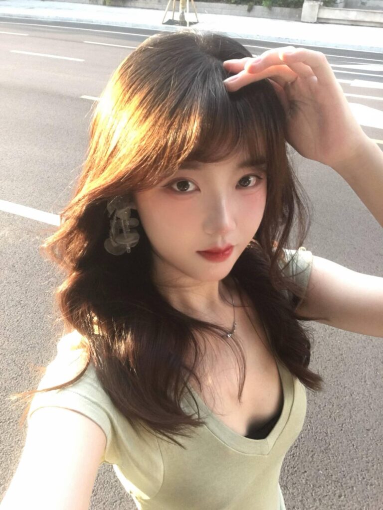 1AD8F47A5DA25AC9E7D2A4A0722D9528