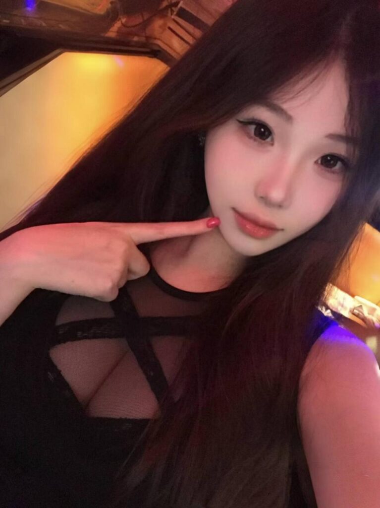 济南丰满制服诱惑粉逼全套-风悦楼