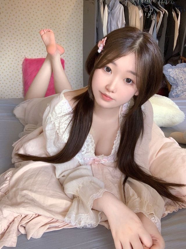 妹妹很敏感三点粉嫩会边做夹-风悦楼