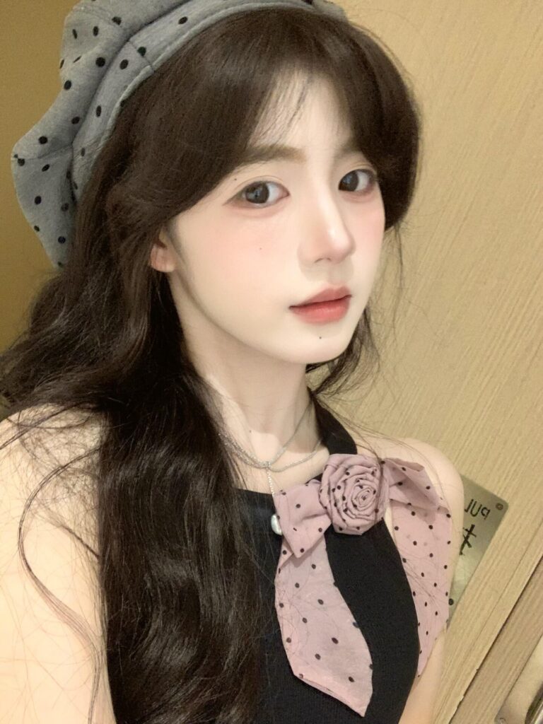 在校兼职的小姐姐-风悦楼