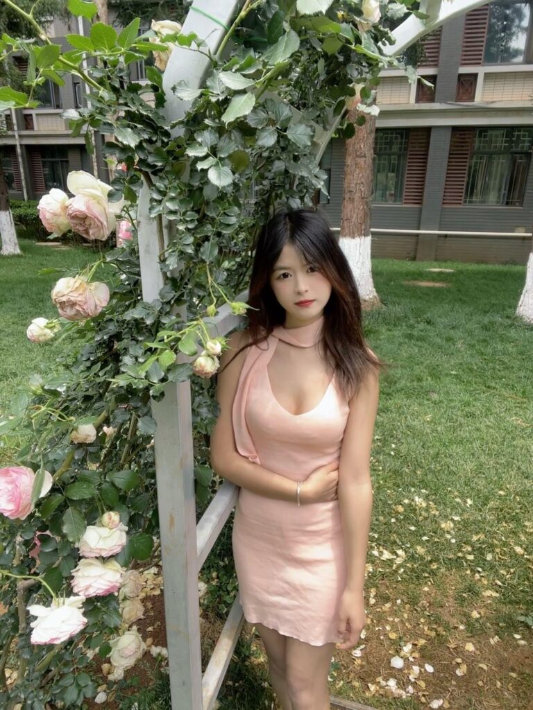 清纯白嫩有翘臀 胸围C罩杯-风悦楼