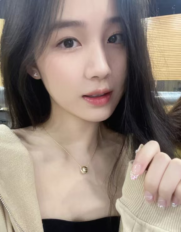 三点粉嫩听话小妹下面超敏感-风悦楼