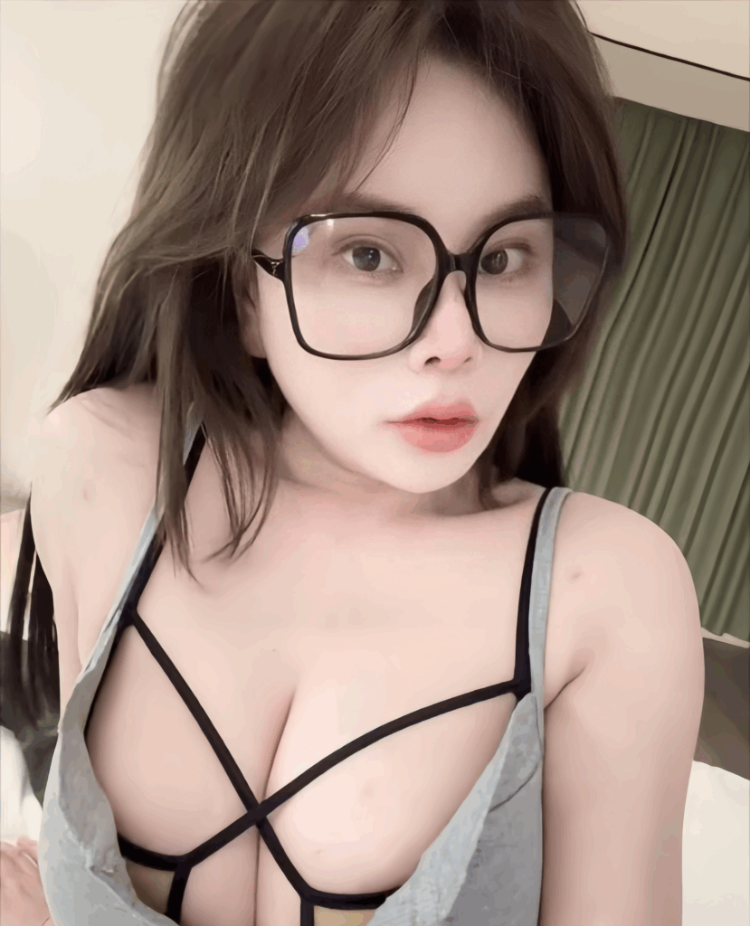 女友感爆棚的清纯外表妹妹-风悦楼