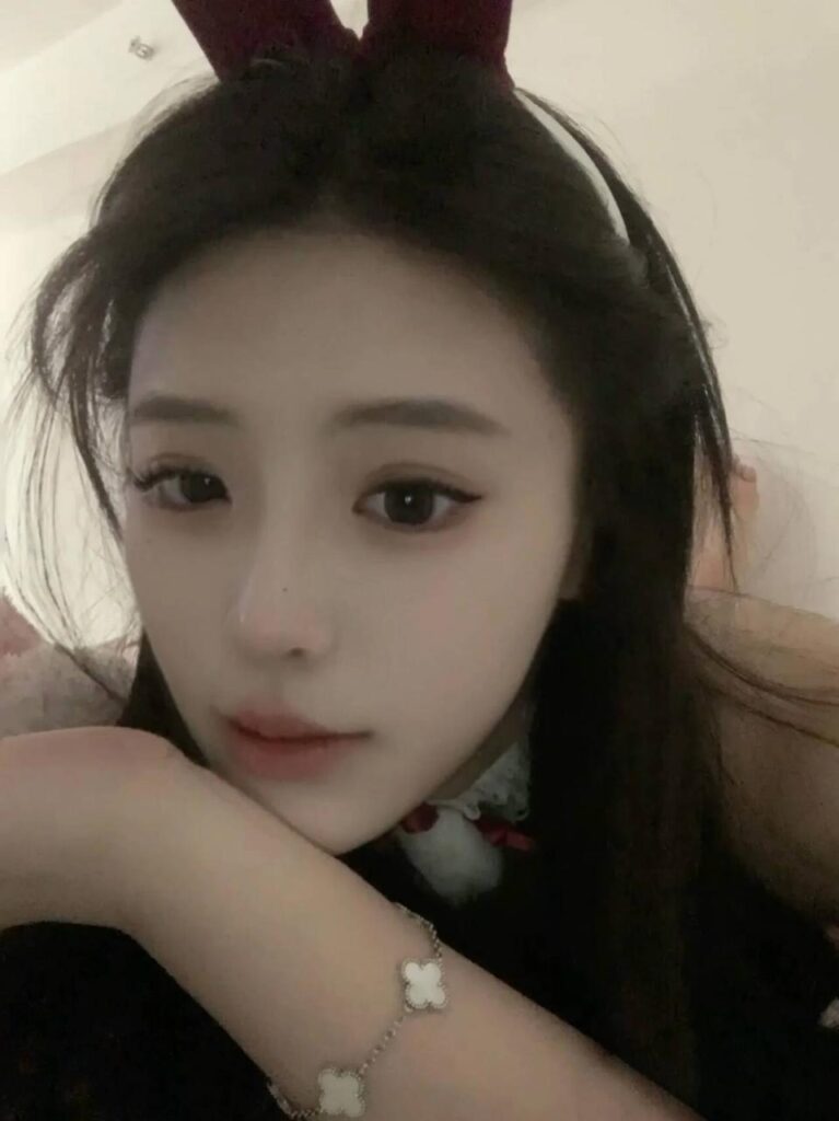 珠海香洲全套大保健制服妹妹-风悦楼