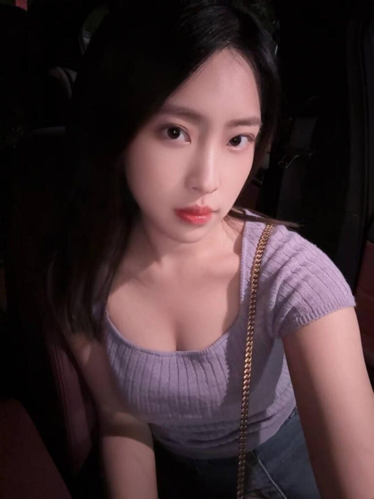 南京小姐姐奶圆坚挺小穴很紧-风悦楼