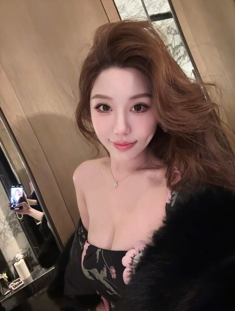 【南京】大胸尤物嗦屌的一把好手-风悦楼