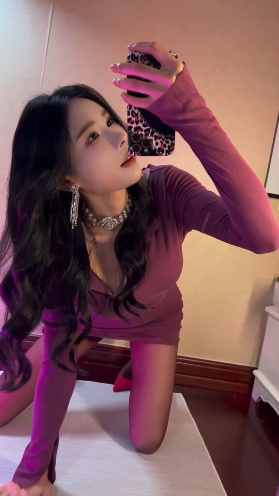 【乌鲁】骚货青青干2发真的会腿软-风悦楼