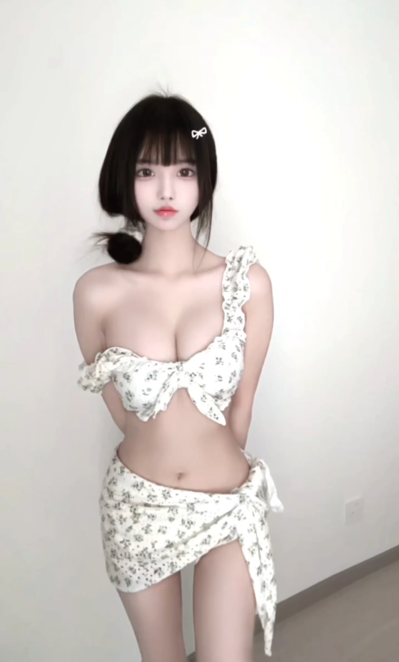 【杭州】玩个巧嫩货大奶勾人心魂-风悦楼