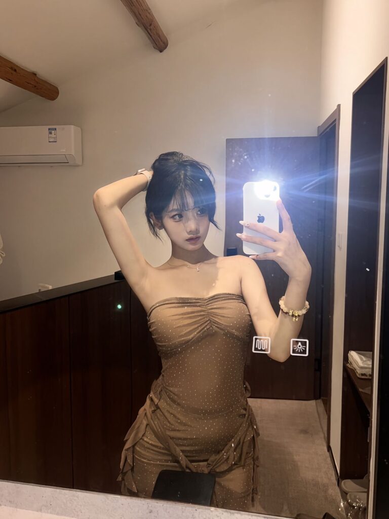 【东莞】清纯嫩妹别在怜香惜玉了按着头射嘴巴里，在操逼-风悦楼