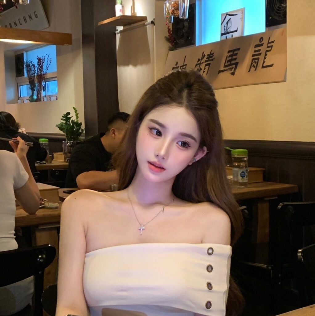 武汉市硚口区年轻白嫩日感非常好-风悦楼