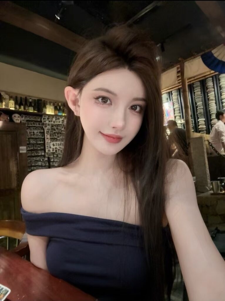 四川省绵阳市大长腿翘臀妹子很会夹-风悦楼