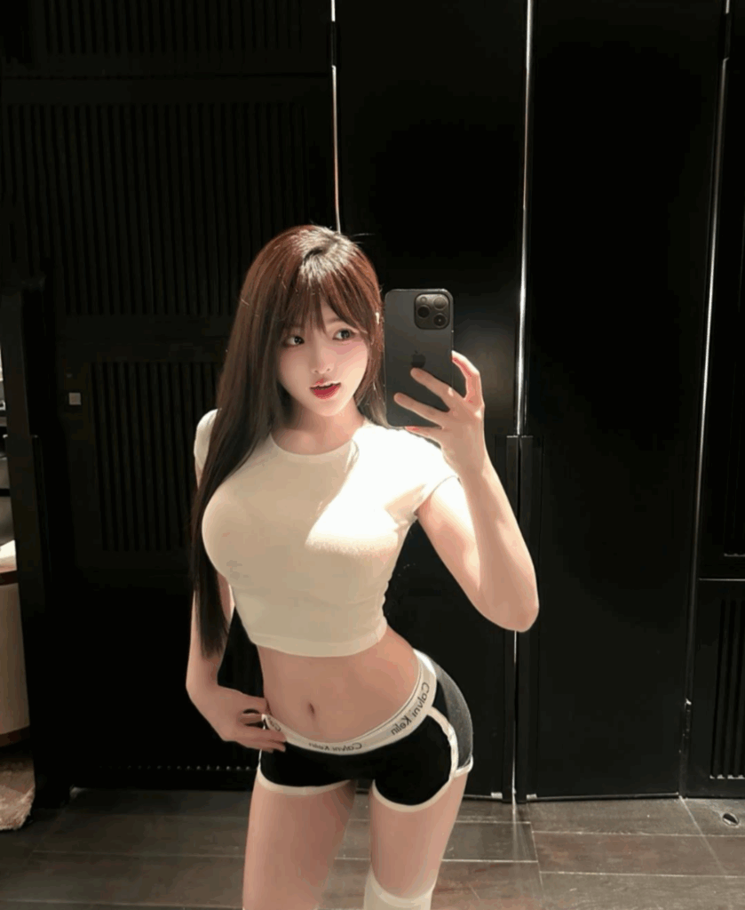 前凸后翘的性感妹子，口的很舒服 呼和浩特-风悦楼