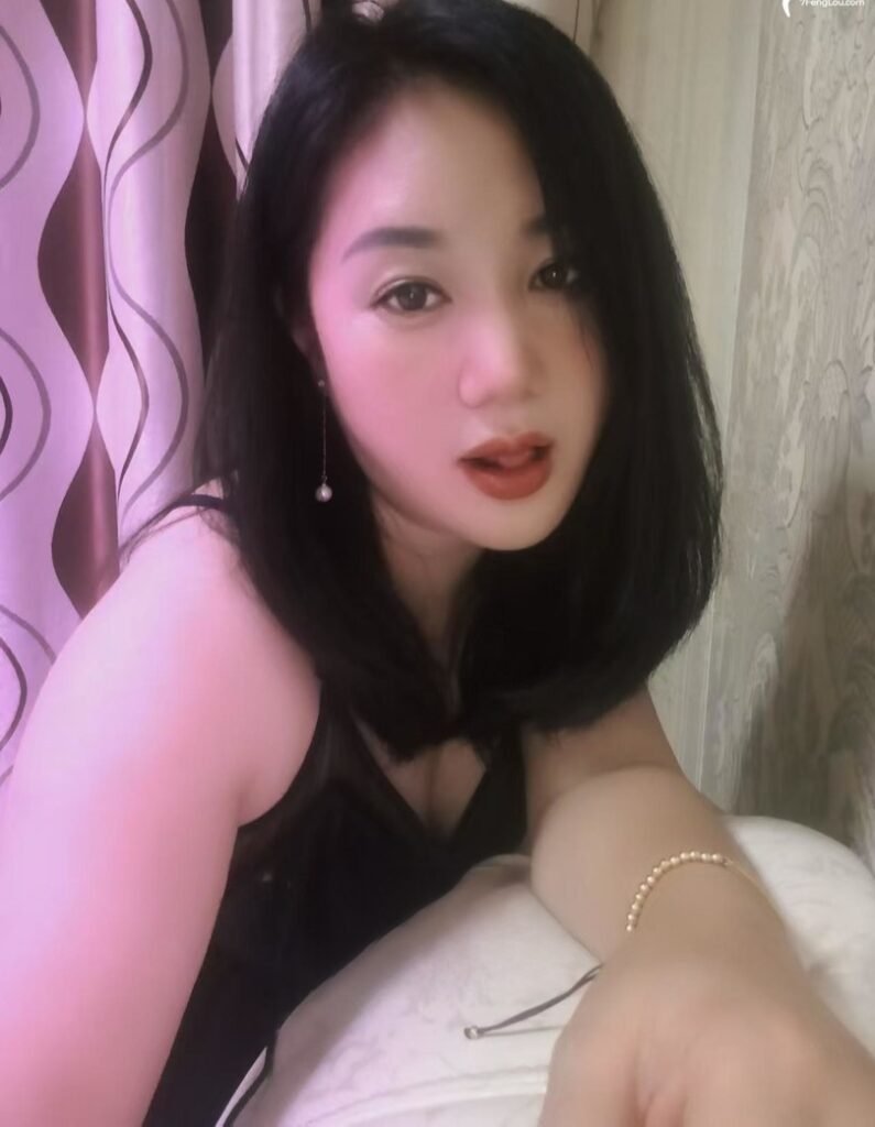 贵州省大奶少妇西西-风悦楼