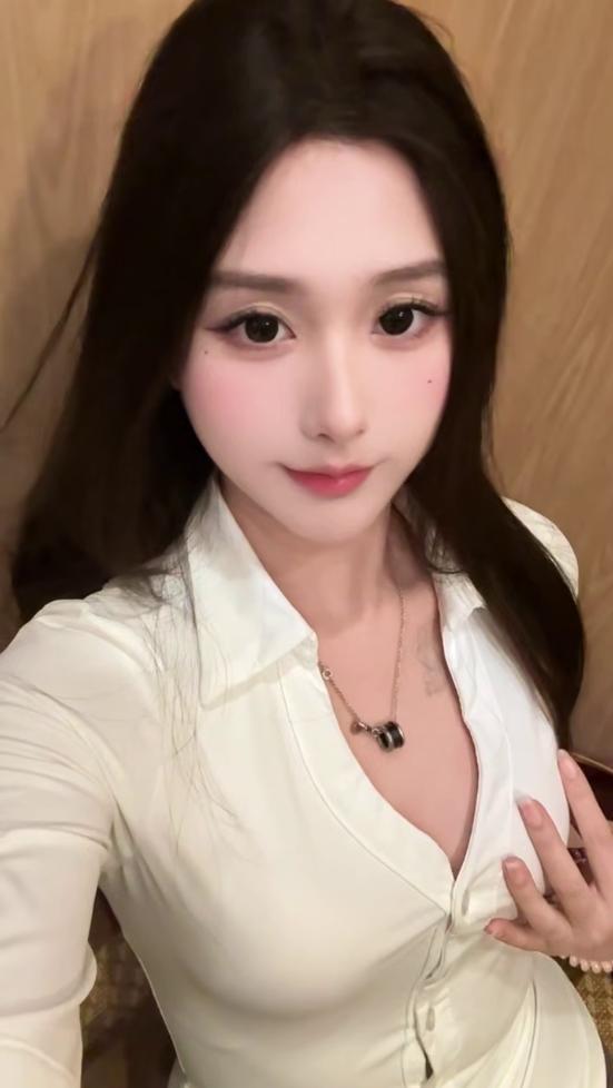 【南通】嘴巴小小的深喉很舒服-风悦楼