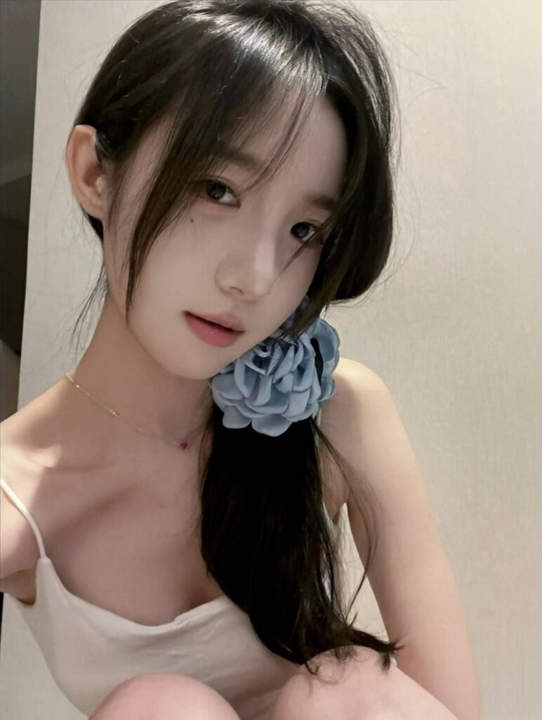 宁波真实粉嫩鲍鱼年轻美女-风悦楼