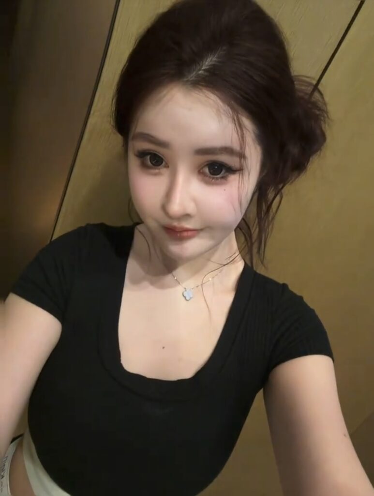 【厦门】冰冰美女奶大穴肥-风悦楼