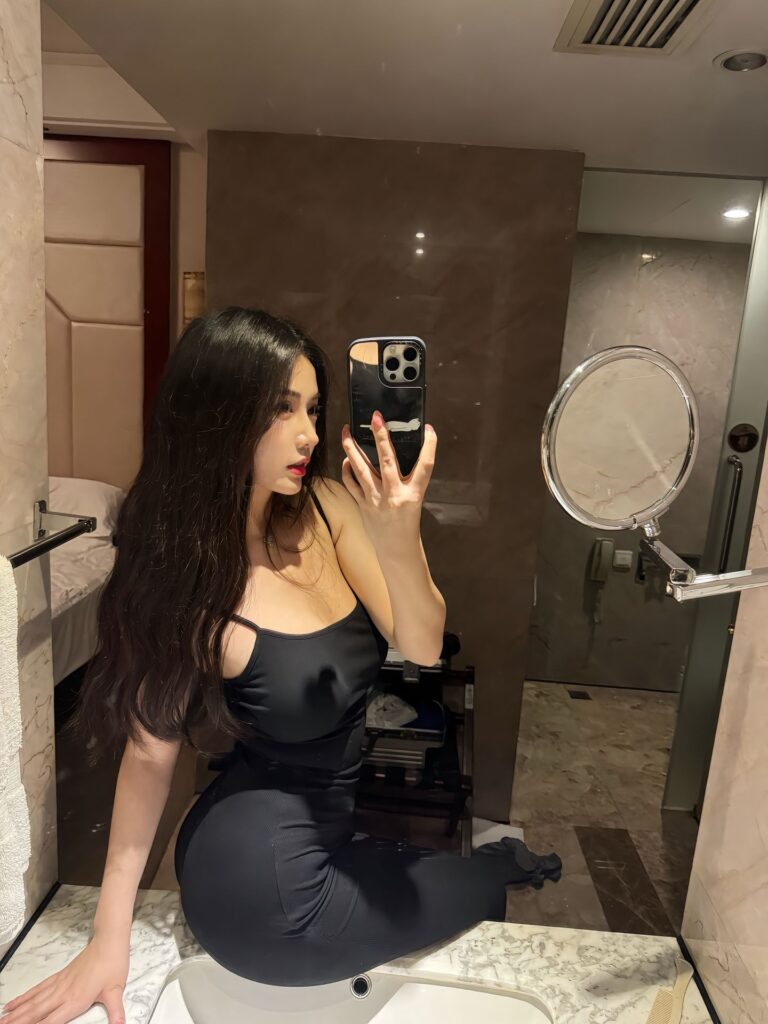 【苏州】榨汁机杜老师大奶大屁股-风悦楼