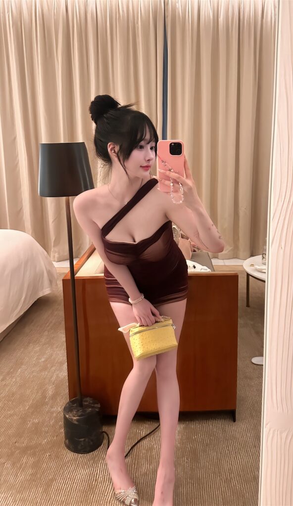 【重庆】悠悠美女大长腿大奶子操起来爽啊-风悦楼