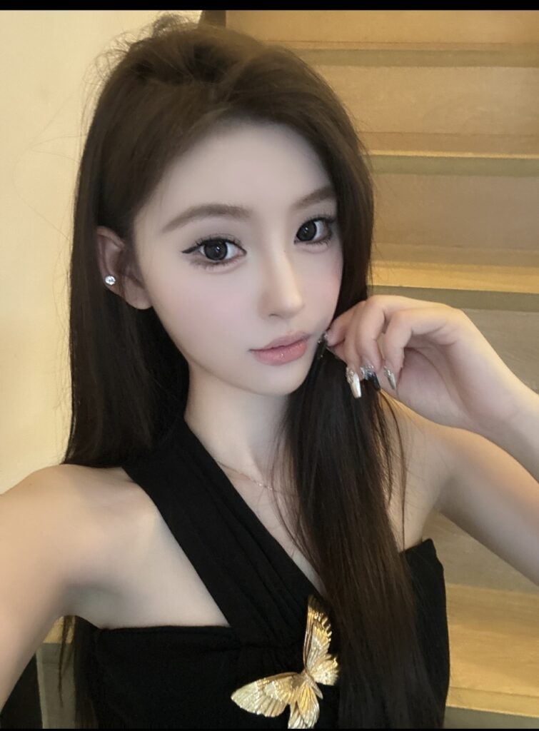 成都市金牛区御姐两大白兔狂吸打桩-风悦楼