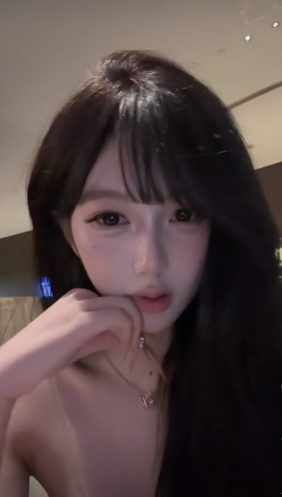 南通市崇川区翘臀辣妹很会扭很会摇-风悦楼