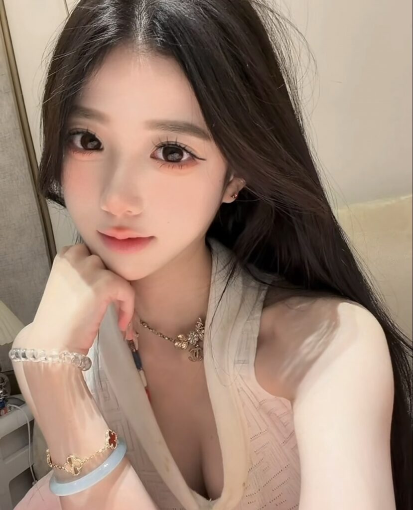 成都市双流区巨乳翘臀妹随便怎么玩-风悦楼