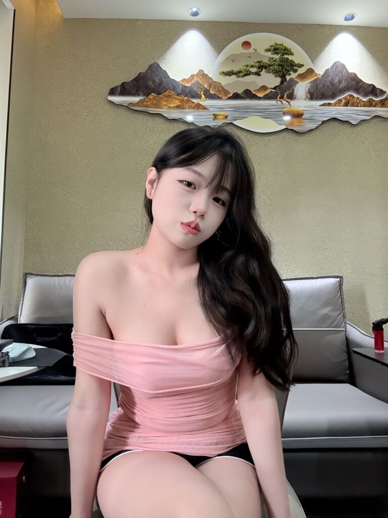 【武汉】小骚妹身体非常敏感和水娃一样-风悦楼