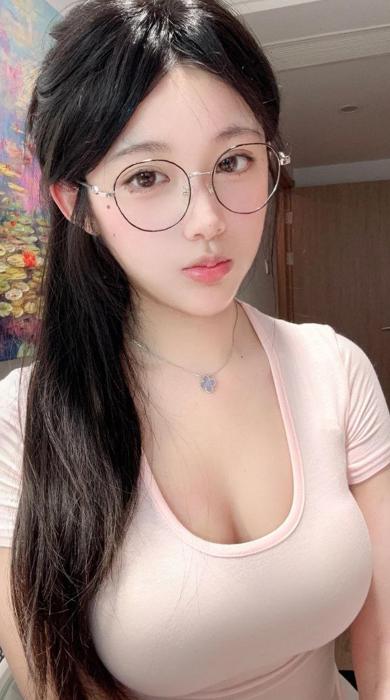 【廊坊】大胸眼镜妹特别的骚气-风悦楼