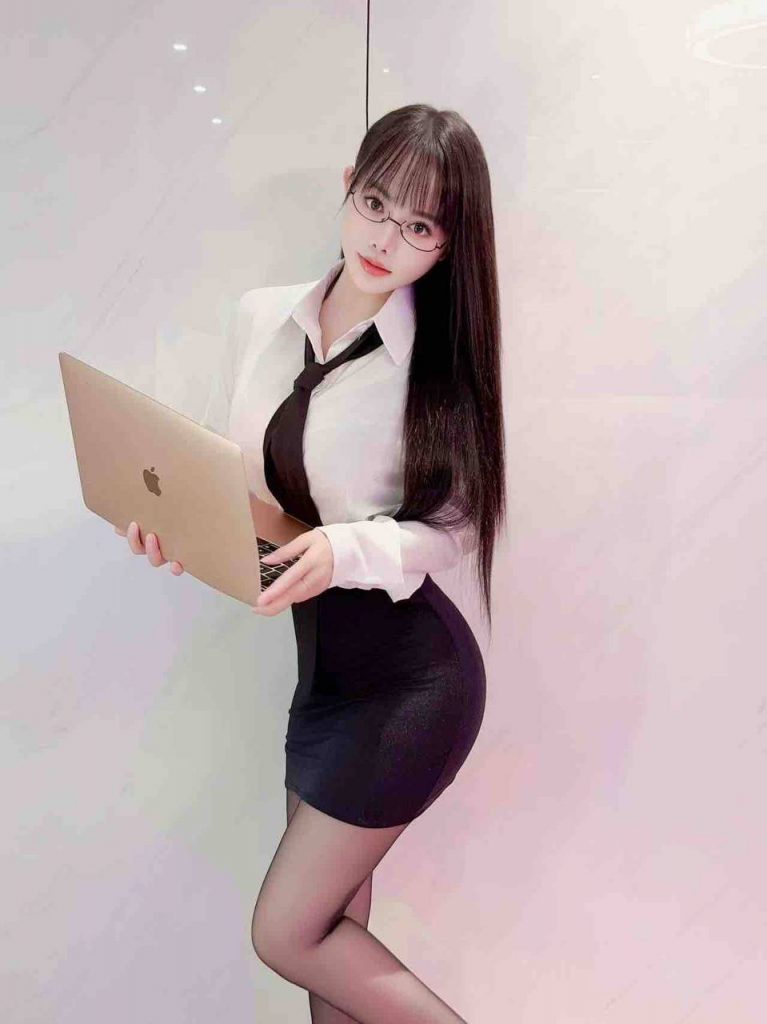 岳阳市-高端大长腿女秘书 下班无聊被约-风悦楼