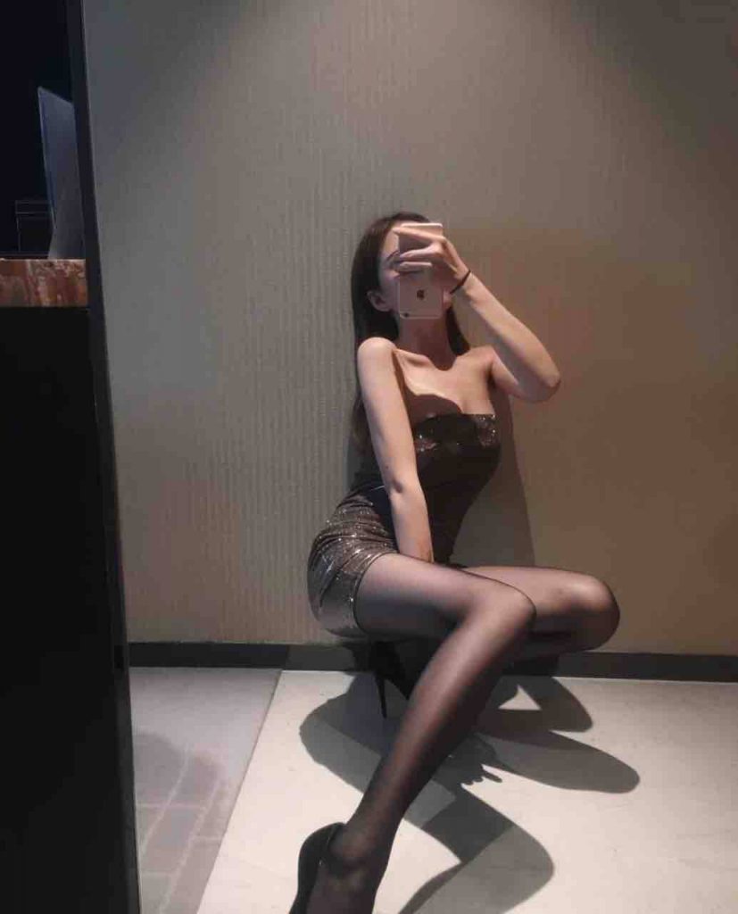 天津市-极品黑丝，大长腿  被舔的差点喷出来-风悦楼