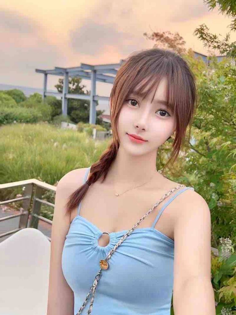 上海市-极品学妹，简直人间尤物  白嫩身材被廾-风悦楼