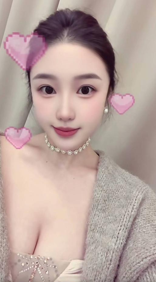 【大连】妹子确实长的超性感-风悦楼